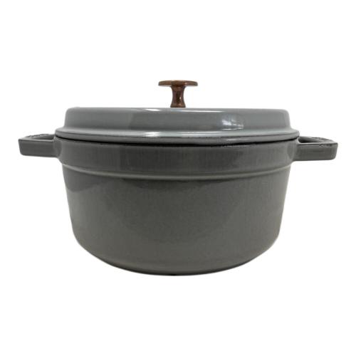 Staub (ストウブ) 両手鍋 22cm LA COCOTTE