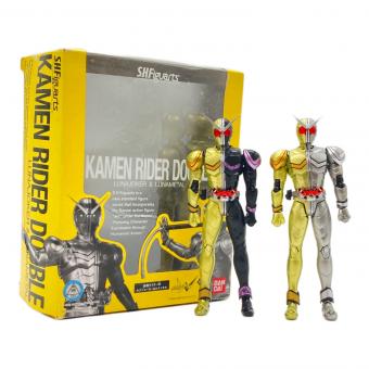 SHF / S.H.Figuarts(エス・エイチ・フィギュアーツ) 仮面ライダーW（ダブル） ルナメタル&ルナジョーカー フィギュア