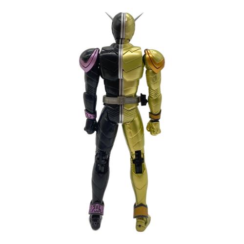 SHF / S.H.Figuarts(エス・エイチ・フィギュアーツ) 仮面ライダーW（ダブル） ルナメタル&ルナジョーカー フィギュア