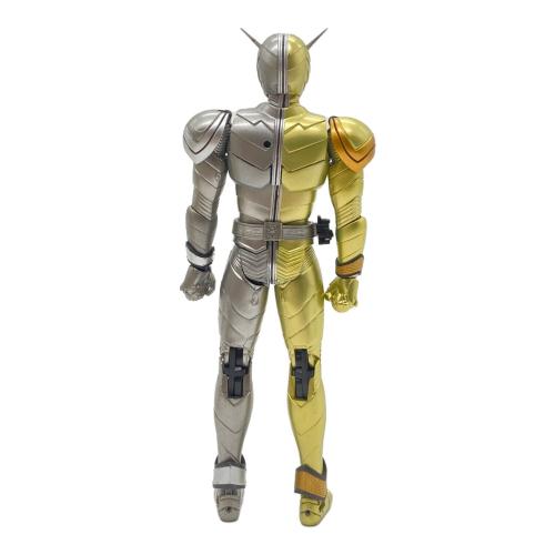 SHF / S.H.Figuarts(エス・エイチ・フィギュアーツ) 仮面ライダーW（ダブル） ルナメタル&ルナジョーカー フィギュア
