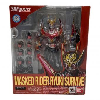 S.H.Figuarts (エスエイチフィギュアーツ) 仮面ライダー龍騎サバイブ フィギュア