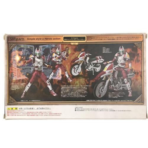 S.H.Figuarts (エス・エイチ・フィギュアーツ) 仮面ライダーギャレン レッドランバス フィギュア