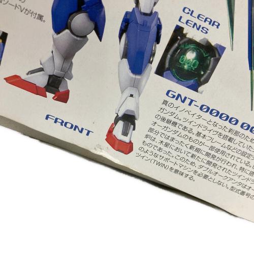 BANDAI (バンダイ) MG ダブルオークアンタ ガンプラ｜トレファクONLINE