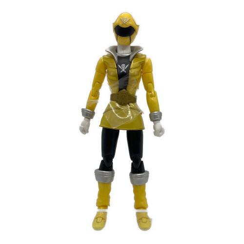 BANDAI (バンダイ) 海賊戦隊ゴーカイジャー ゴーカイイエローフィギュア フィギュア 箱痛み S.H.Figuarts