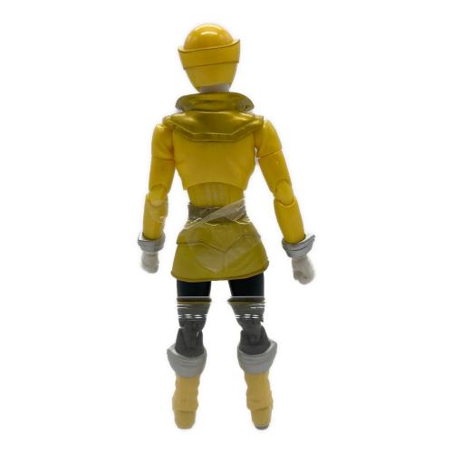 BANDAI (バンダイ) 海賊戦隊ゴーカイジャー ゴーカイイエローフィギュア フィギュア 箱痛み S.H.Figuarts