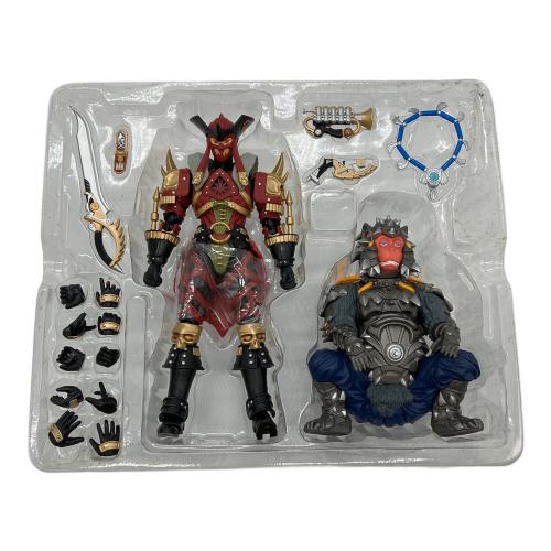 BANDAI (バンダイ) 海賊戦隊ゴーカイジャー バスコ&サリーフィギュア フィギュア 箱痛み S.H.Figuarts