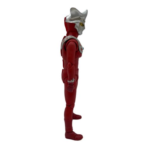 BANDAI (バンダイ) ウルトラマンレオ フィギュア S.H.Figuarts