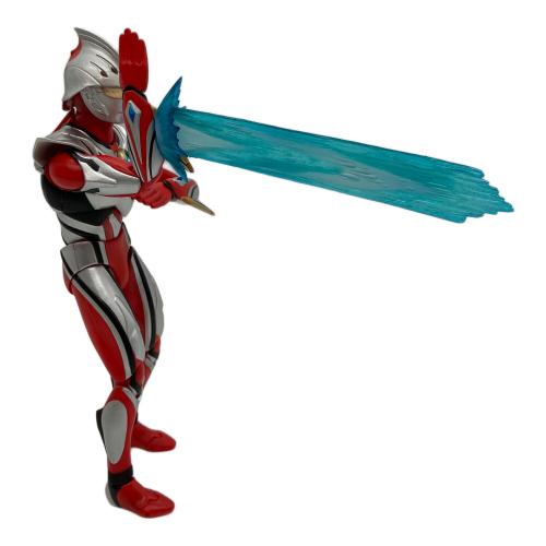 BANDAI (バンダイ) ULTRA-ACT ウルトラマンネクサス ジュネッス ウルトラマン