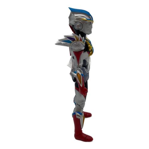バンダイナムコ ウルトラマンオーブ オーブトリニティ フィギュア S.H.Figuarts