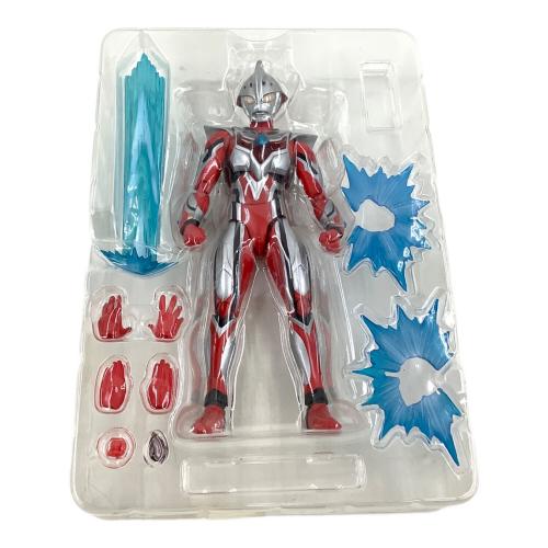 BANDAI (バンダイ) ULTRA-ACT ウルトラマンネクサス ジュネッス フィギュア