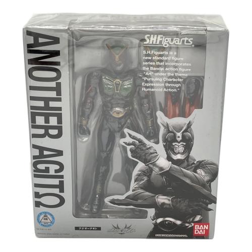 BANDAI (バンダイ) S.H.Figuarts 仮面ライダーアギト アナザーアギト アクションフィギュア 205020-2068404-3000 箱ダメージあり（テープあり） 4543112584847 S.H.Figuarts