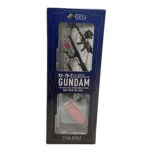 BANDAI (バンダイ) RX-78-2 ガンダム ガンプラ 1/144スケール フルアクションコンプリートモデル