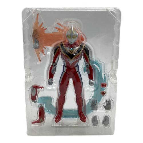 BANDAI (バンダイ) ウルトラマンガイア(スプリーム・ヴァージョン) ULTRA ACT ウルトラマンガイア