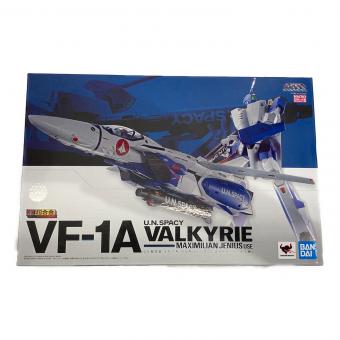 BANDAI DX超合金 VF-1A バルキリー マクシミリアン ジーナス機 プラモデル