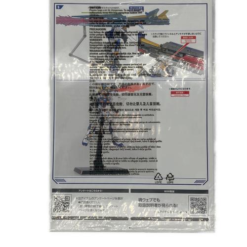 バンダイナムコ RX-93ff ν GUMDAM 超合金 超合金 × LIFE-SIZED GUNDAM STATUE