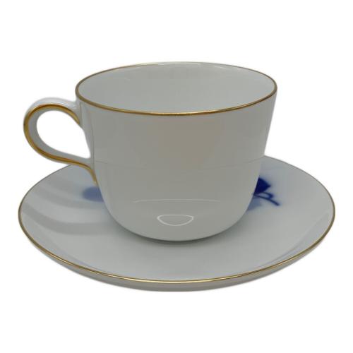 大倉陶園 (オオクラトウエン) カップ&ソーサー ブルーローズ(8211)