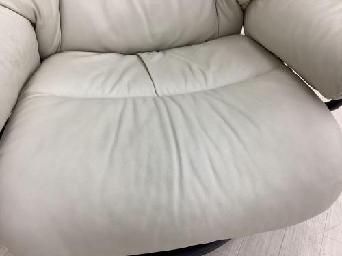 Ekornes (エコーネス) リクライニングチェアー アイボリー Stressless
