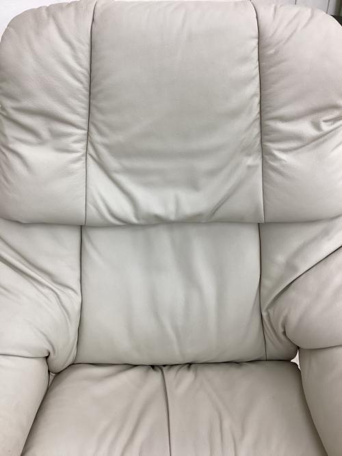 Ekornes (エコーネス) リクライニングチェアー アイボリー Stressless