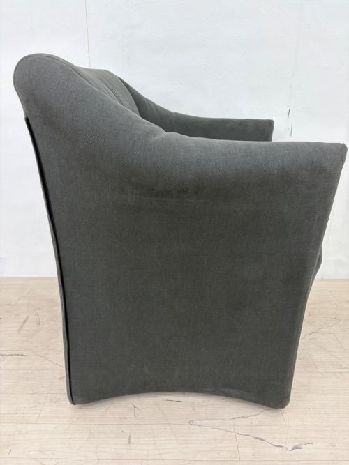 CASSINA (カッシーナ) ラウンジアームチェア PICCOLA TENTAZIONE ダークグレー