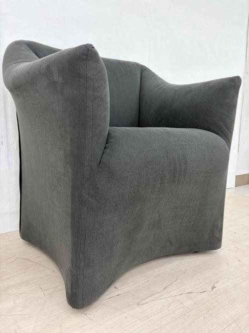 CASSINA (カッシーナ) ラウンジアームチェア PICCOLA TENTAZIONE ダークグレー