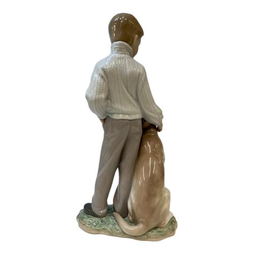 LLADRO (リヤドロ) フィギュリン 「僕の親友」