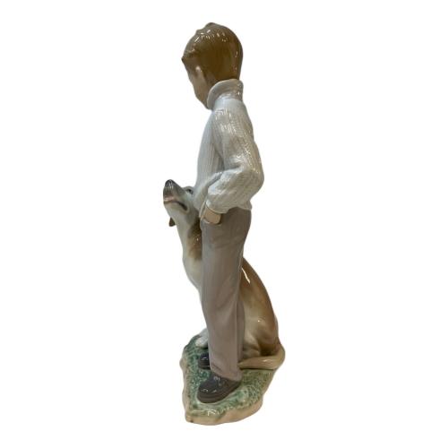 LLADRO (リヤドロ) フィギュリン 「僕の親友」