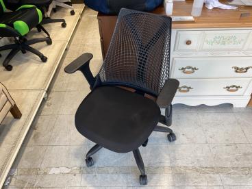 ブランド：Herman Miller】商品一覧｜中古・リサイクルショップの公式