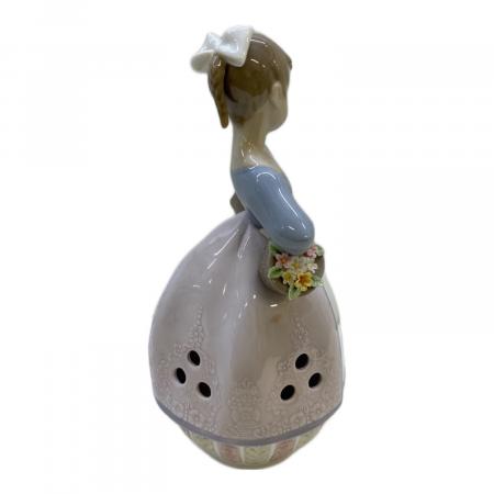リヤドロ フィギュリン 大事な花かご 展示保管品 LLADRO (リヤドロ) フィギュリン 両手に花かご｜トレファクONLINE