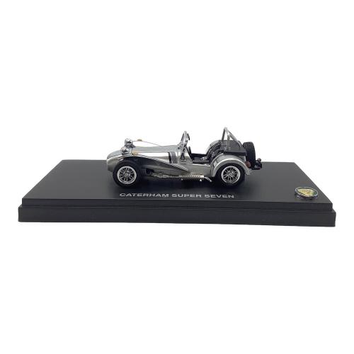 KYOSHO (キョウショウ) CATERHAM SUPER SEVEN CLAMSHELL FENDER SILVER JUBILEE 1/43スケールミニカー 03157SJ