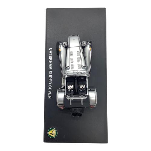 KYOSHO (キョウショウ) CATERHAM SUPER SEVEN CLAMSHELL FENDER SILVER JUBILEE 1/43スケールミニカー 03157SJ