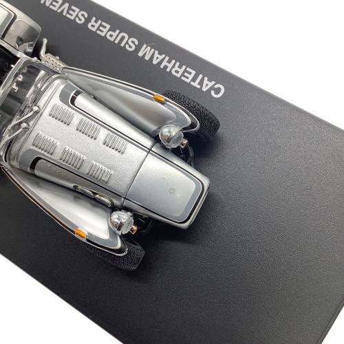KYOSHO (キョウショウ) CATERHAM SUPER SEVEN CLAMSHELL FENDER SILVER JUBILEE 1/43スケールミニカー 03157SJ
