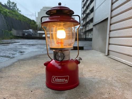 Coleman (コールマン) 後期型 ホワイトボーダー ガソリンランタン 200A ※動作確認済み ヴィンテージ