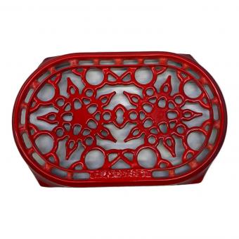 LE CREUSET (ルクルーゼ) オーバル鍋敷キ レッド トリベット