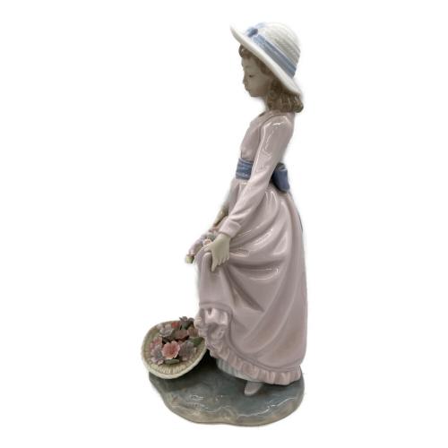 LLADRO (リヤドロ) フィギュリン 5027 花のバスケット