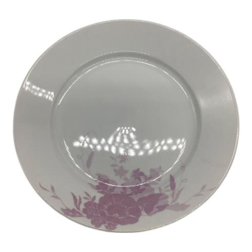 ROYAL COPENHAGEN (ロイヤル・コペンハーゲン) プレート フラワーシルエット