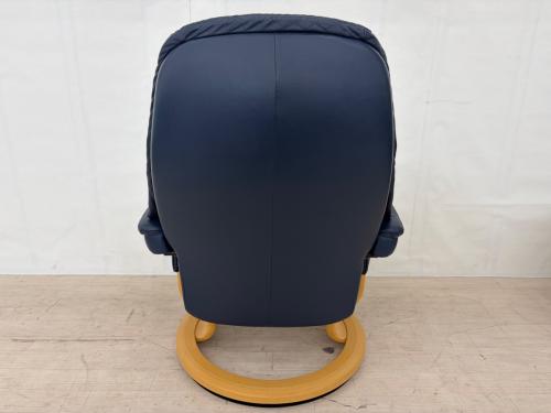 Ekornes (エコーネス) リクライニングチェアー オットマン、専用テーブル付 サンライズ