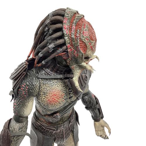 HOT TOYS（ホットトイズ）BERSERKER PREDATORS ムービー・マスターピース