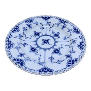 ROYAL COPENHAGEN (ロイヤル・コペンハーゲン) プレート ブルーフルーテッド・フルレース