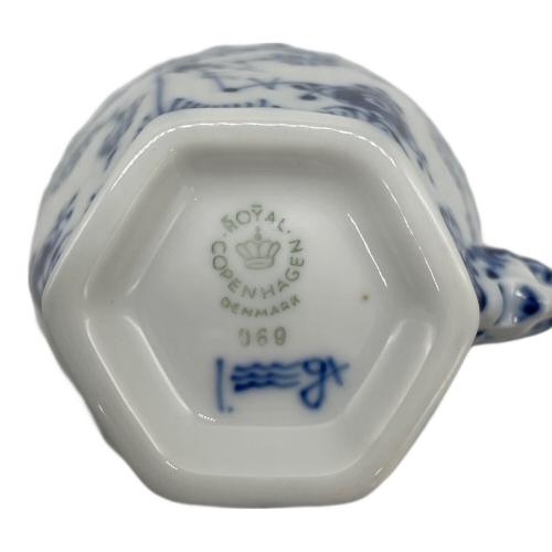 ROYAL COPENHAGEN (ロイヤル・コペンハーゲン) カップ&ソーサー ブルーフルーテッド・フルレース