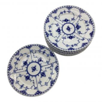 ROYAL COPENHAGEN (ロイヤル・コペンハーゲン) プレート ブルーフルーテッド・フルレース