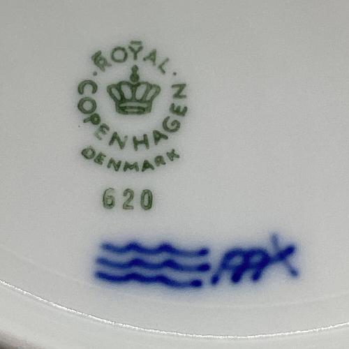 ROYAL COPENHAGEN (ロイヤル・コペンハーゲン) プレート ブルーフルーテッド・フルレース