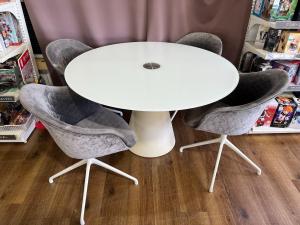 BoConcept (ボーコンセプト) ダイニング5点セット グレー Adelaide