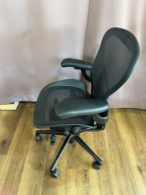 Herman Miller (ハーマンミラー) アーロンチェア AERIB23DW-0068  ブラック