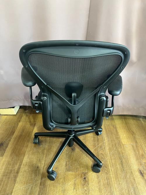 Herman Miller (ハーマンミラー) アーロンチェア AERIB23DW-0068  ブラック