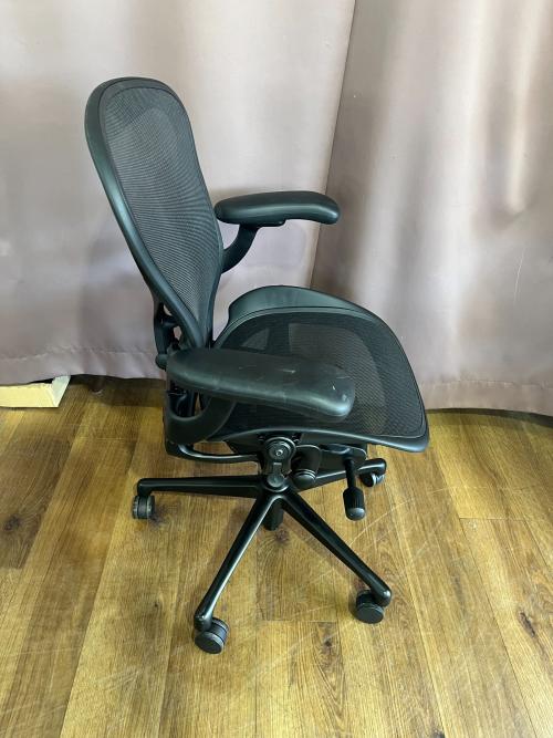 Herman Miller (ハーマンミラー) アーロンチェア AERIB23DW-0068  ブラック