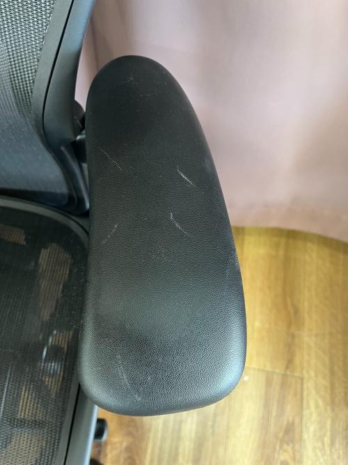 Herman Miller (ハーマンミラー) アーロンチェア AERIB23DW-0068  ブラック