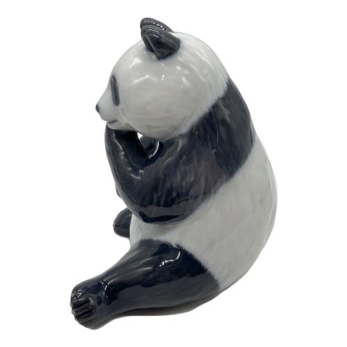 ROYAL COPENHAGEN (ロイヤル・コペンハーゲン) フィギュリン パンダ イーティング 箱付