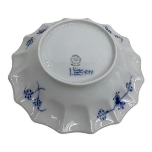 ROYAL COPENHAGEN (ロイヤル・コペンハーゲン) プレート ブルーフルーテッド
