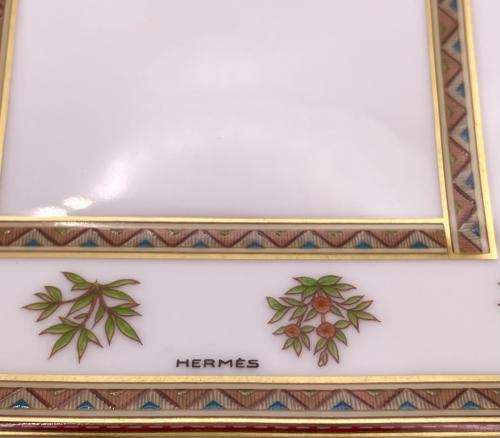 HERMES (エルメス) スクエアプレート シュヴァルドリアン