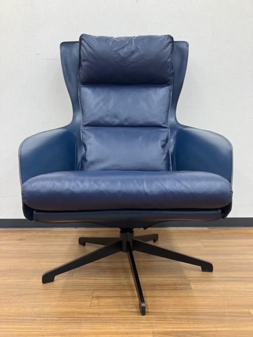 CASSINA IXC. (カッシーナ イクスシー) ラウンジアームチェアー 423 CAB LOUNGE